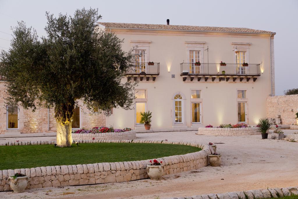 فندق Casale 1821 راغوزا المظهر الخارجي الصورة